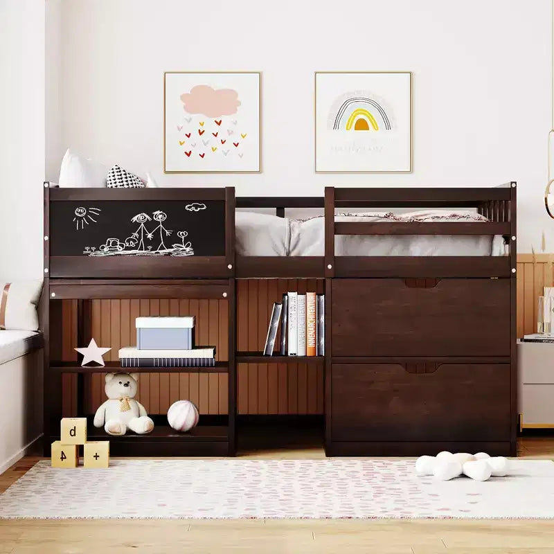 Letto a soppalco basso per una persona con scrivania, mensole e lavagna – Espresso / Grigio / Bianco