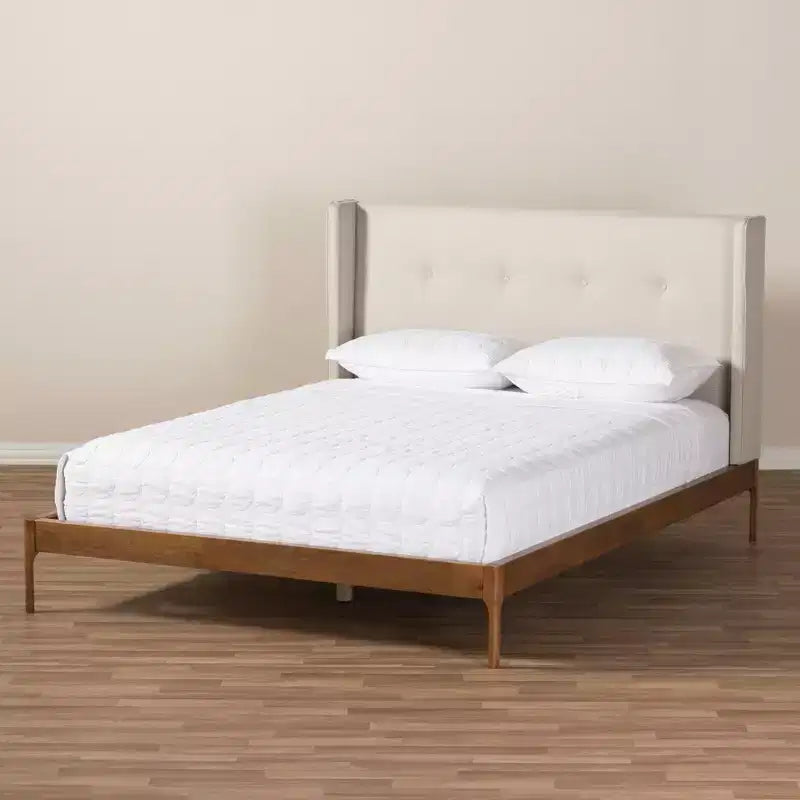 Letto a piattaforma trapuntato Beige Wingback – Moderno di metà secolo, Matrimoniale/King, 1-2 persone