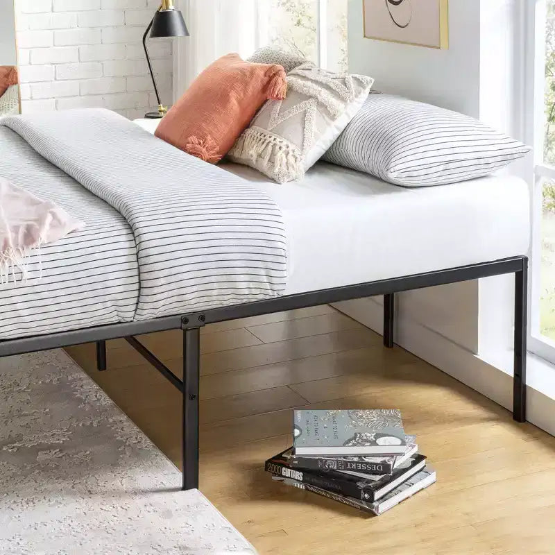 Struttura letto a piattaforma in metallo nero - Senza testiera, Matrimoniale/Queen/King, 1-2 Adulti